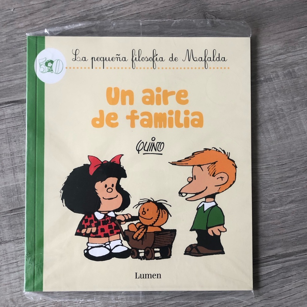 Lumens "Un aire de familia" Mafalda Art Print - Cream & Green